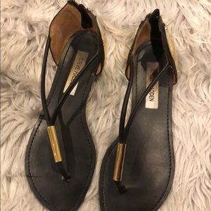 Steve Madden black sandals